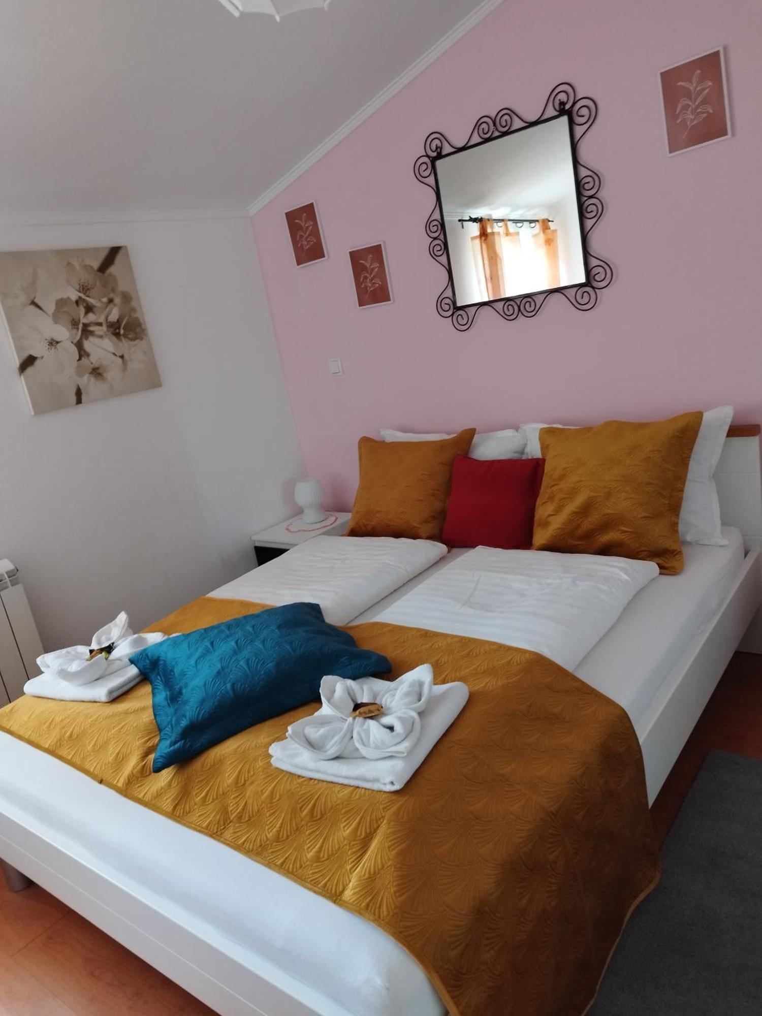 Appartmani Punta Umag Exteriör bild